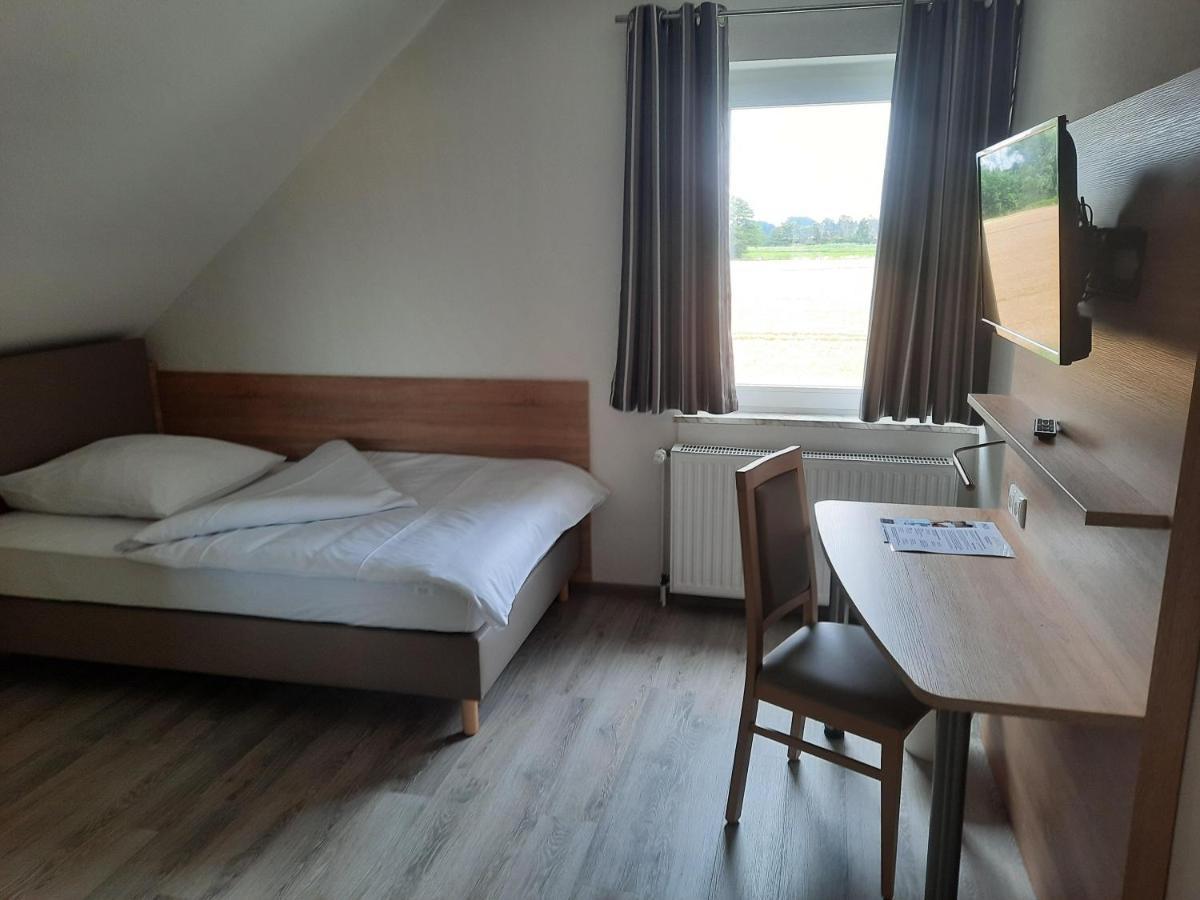 Hotel Zur Erholung & Restaurant Amme'S Landhaus Eicklingen Eksteriør bilde
